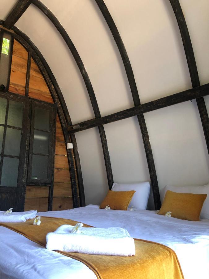 Moon Isle Beach Bungalow Нилавели Екстериор снимка